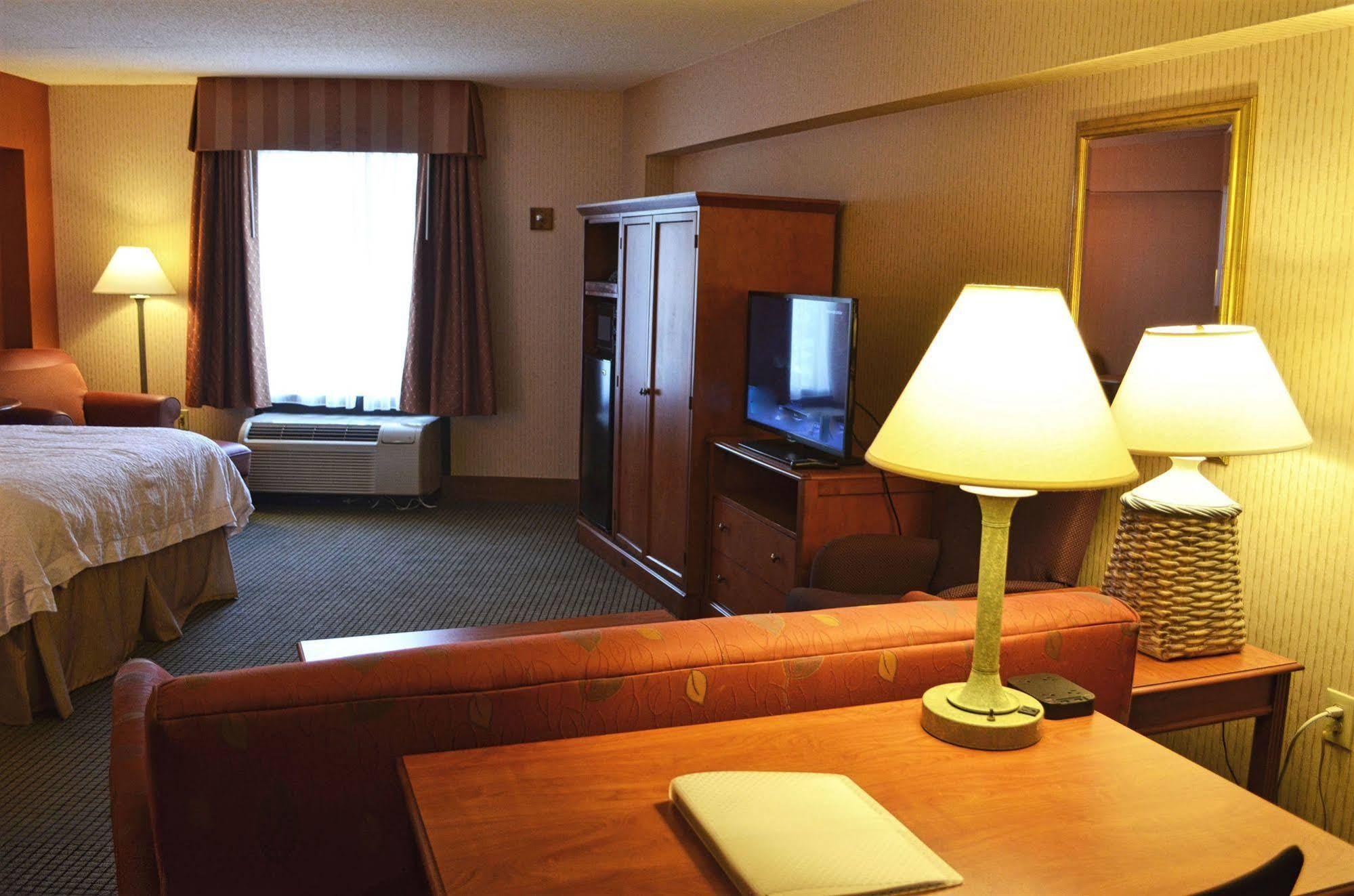 Hampton Inn By Hilton Harrisburg West Меканіксберґ Екстер'єр фото