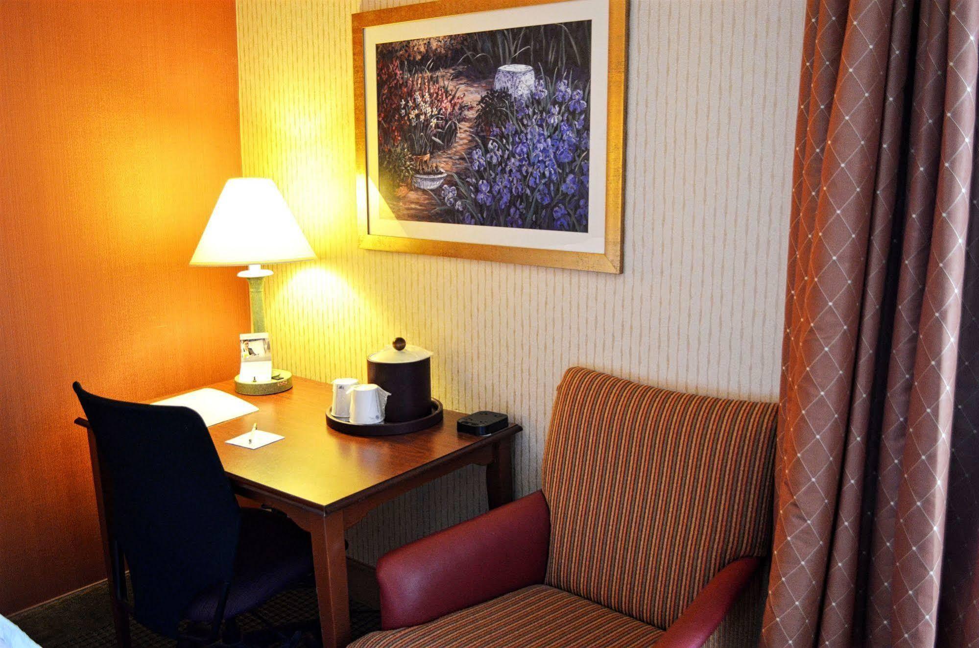 Hampton Inn By Hilton Harrisburg West Меканіксберґ Екстер'єр фото